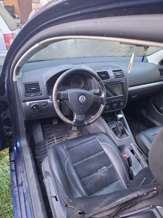 Volkswagen golf 5