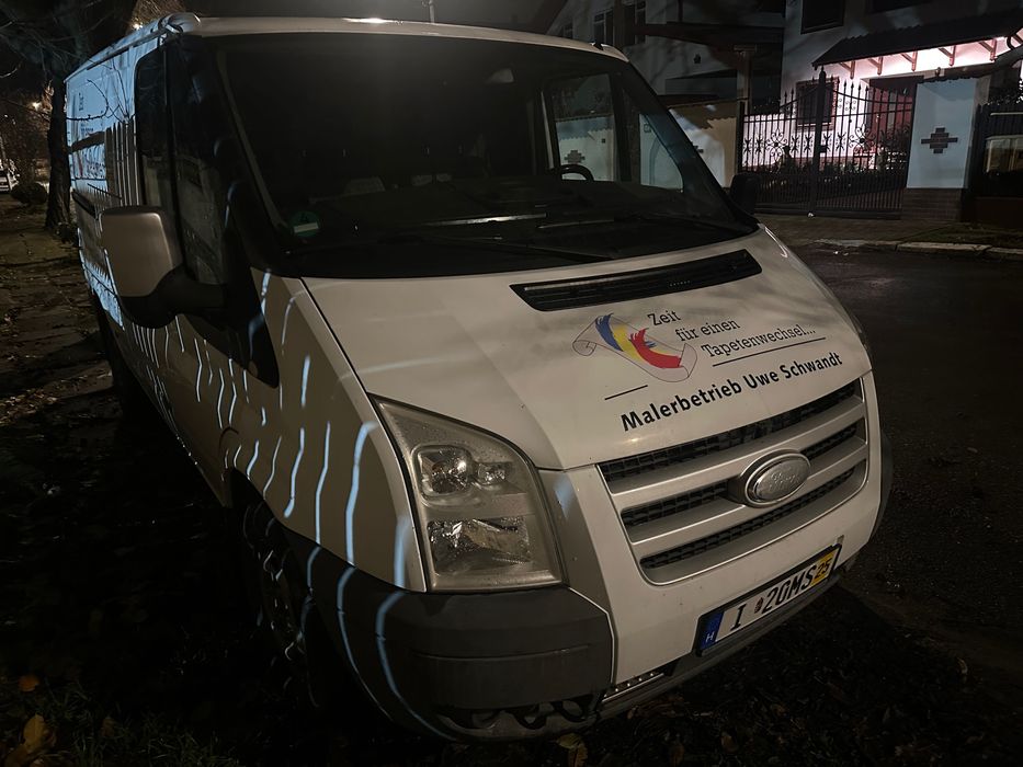 Ford Transit autoutilitară
