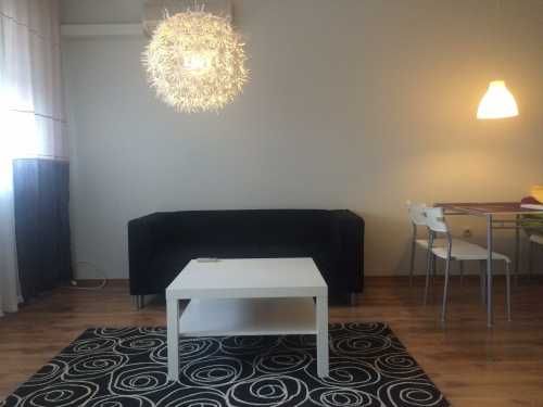 Двустаен имот в кв.Младост 3