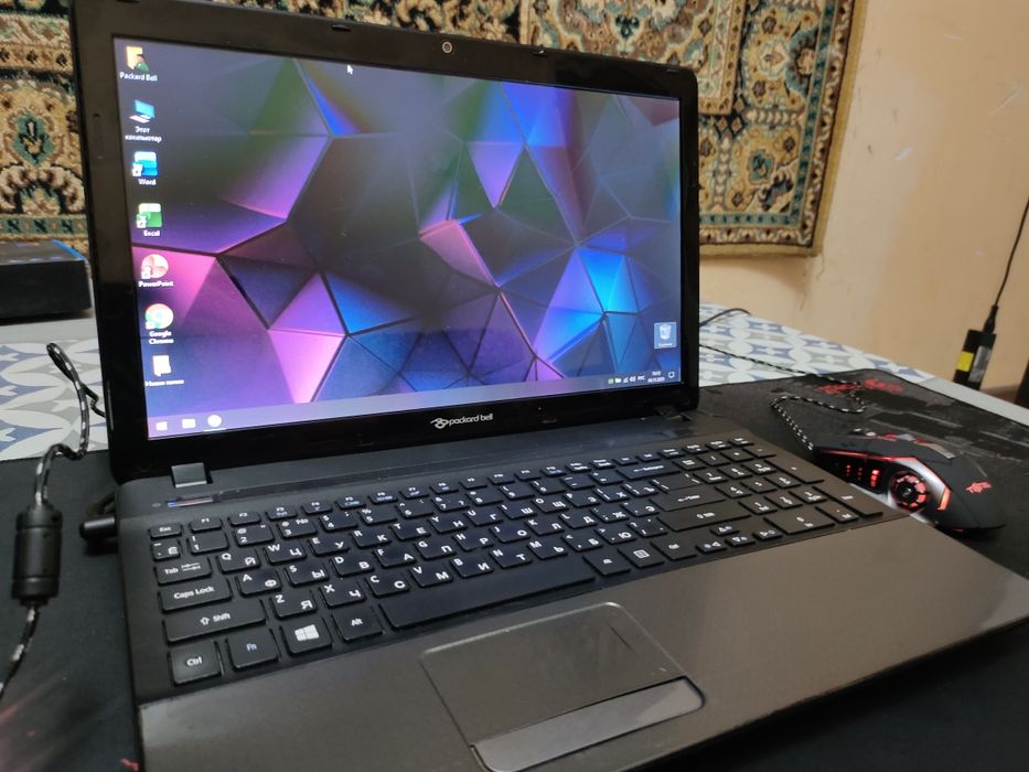 Ноутбук i7 8/256gb