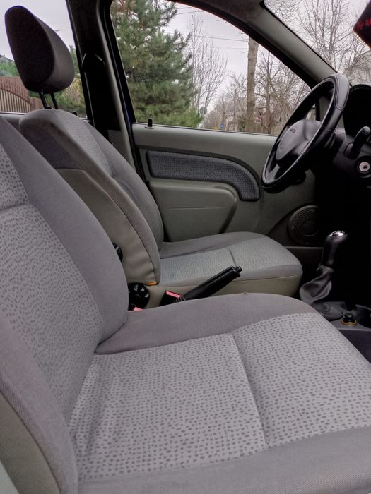 Dacia Logan 2006,1.4 benzină