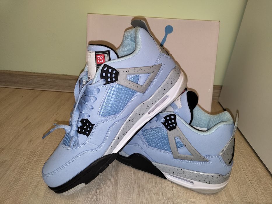 Маратонки Jordan 4 Blue