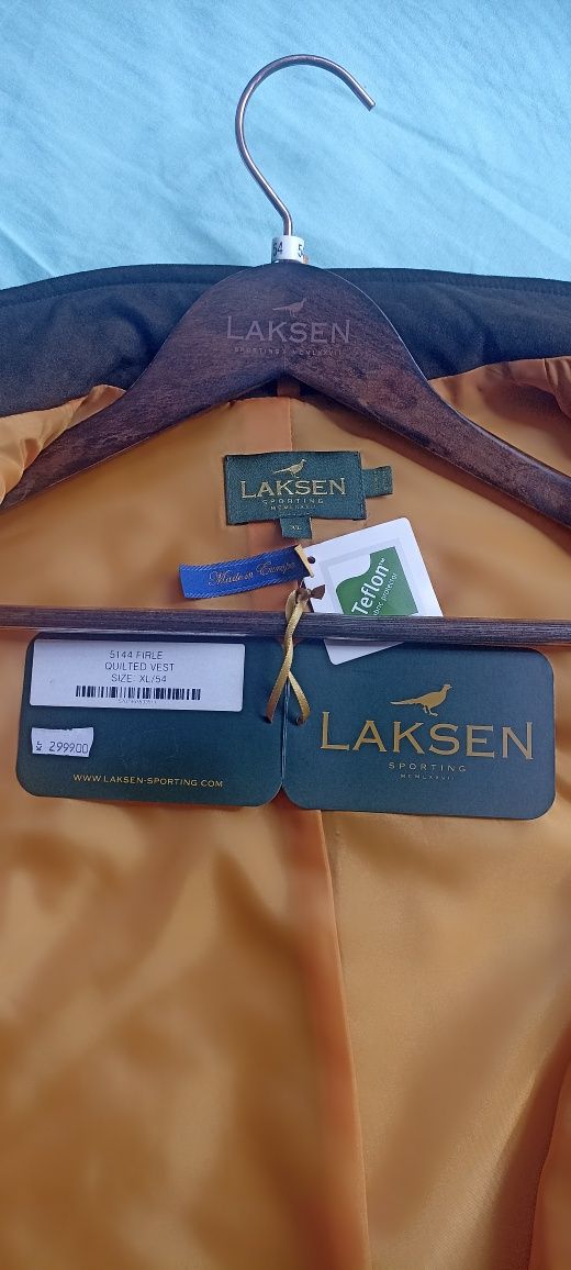 Laksen Vestă Vânătoare Nou cu etichetă 1100 Ron