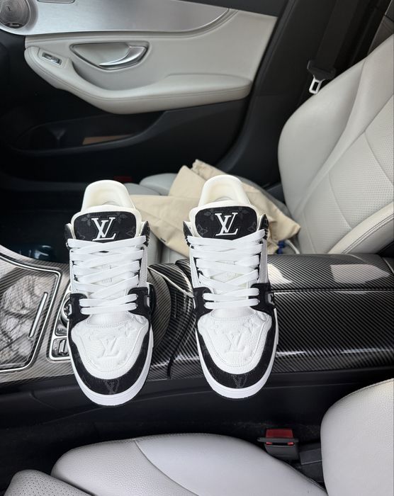 Louis Vuitton Trainer Premium