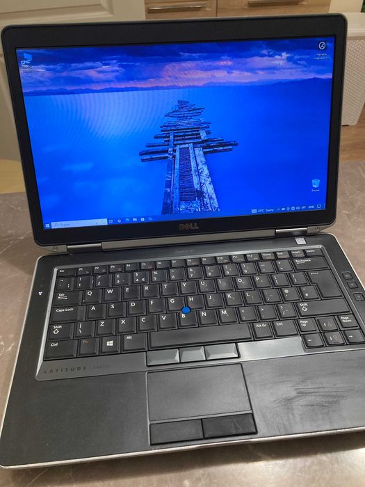 Dell Latitude E6430S, 14", i5-3320M, 4 Gb RAM, hhd SSD 120GB