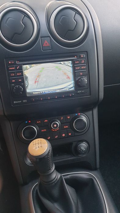 Vând Nissan Qashqai