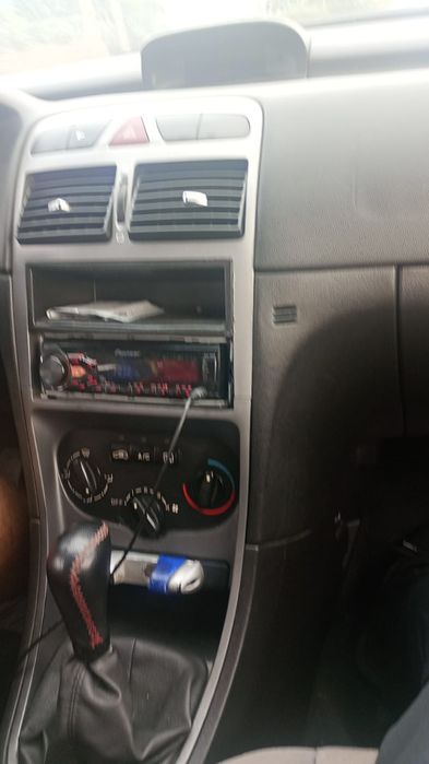 Vând Peugeot 307, motor 1,4 hdi in stare foarte buna de funcționare, a