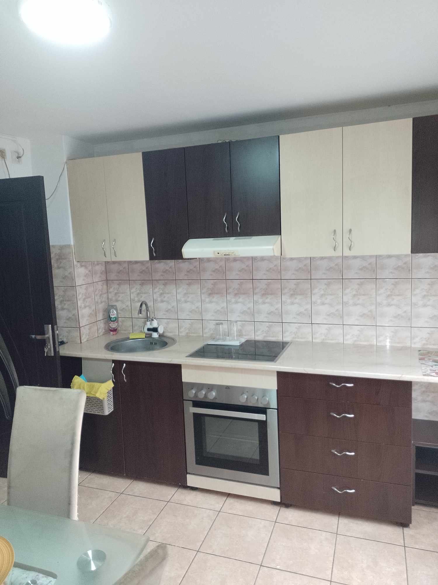 Apartament de inchiriat
