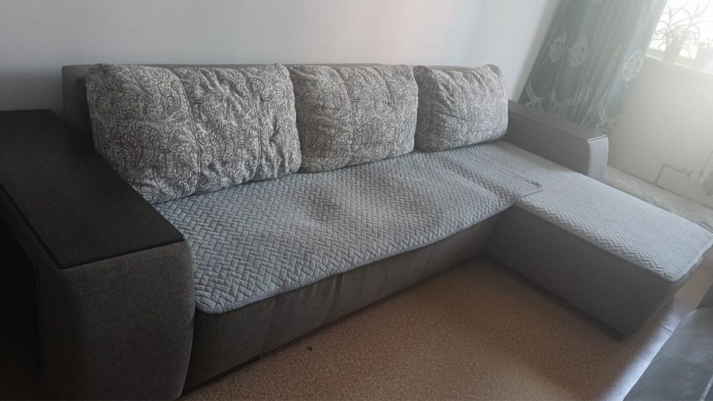 Диван угловой 30.000