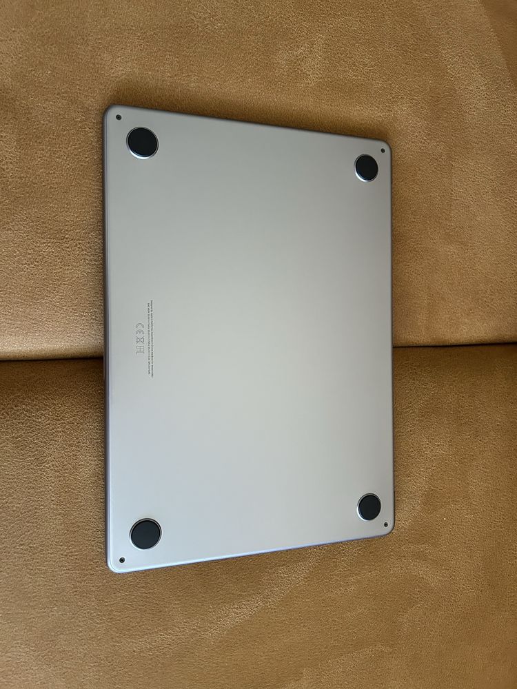 MacBook Air M2 13’ Отличен