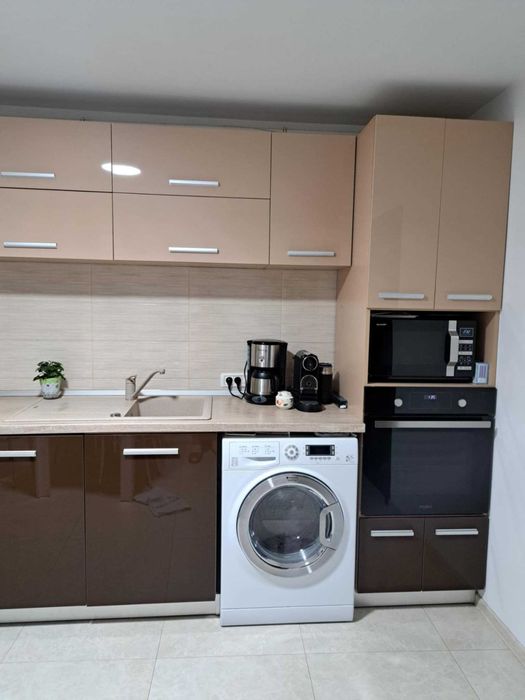 Vând apartament 2 camere ,62 m, în Mun. Călărași ,Str.Prel.București .