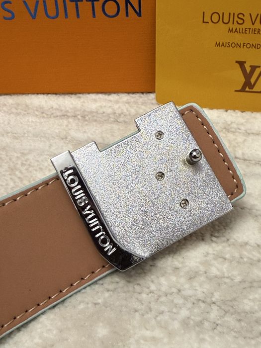 Curea Louis Vuitton – stil de lux