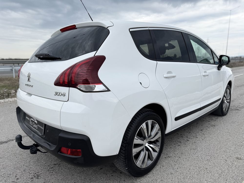 Peugeot 3008 1.6 HDI 120к.с 2015г.
