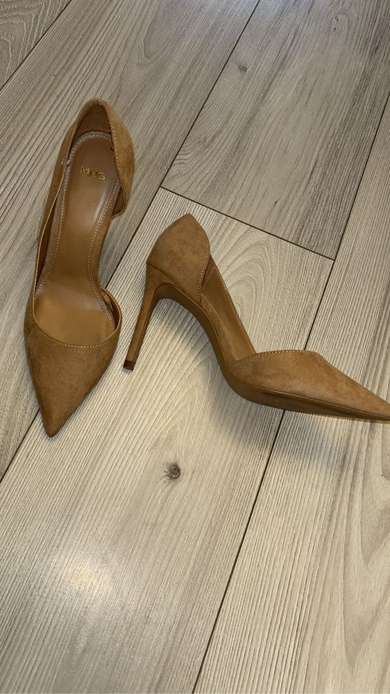 Pantofi MNG nude NOI