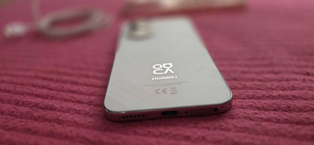 HUAWEI nova13 256GB 12+3GB RAM White-Като нов! нов!