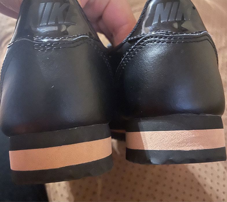 маратонки nike cortez