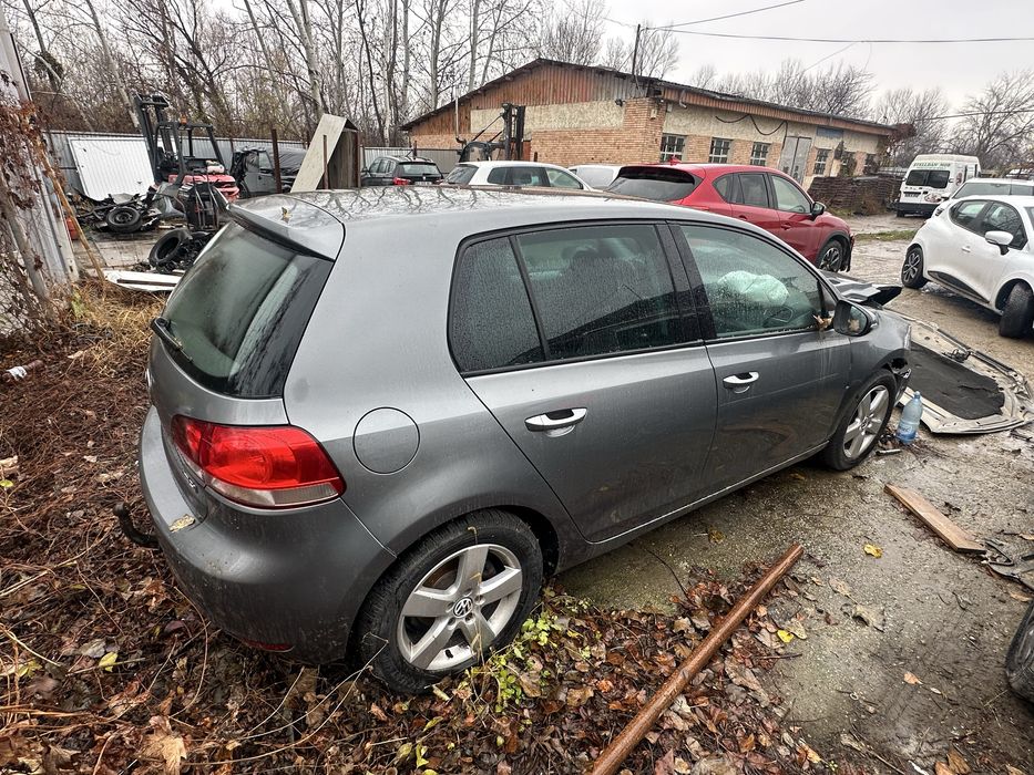 Vand Volkswagen Golf 6 1.2 TSI 2010 avariat defect