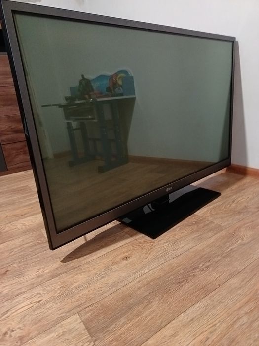 Продам телевизор LG