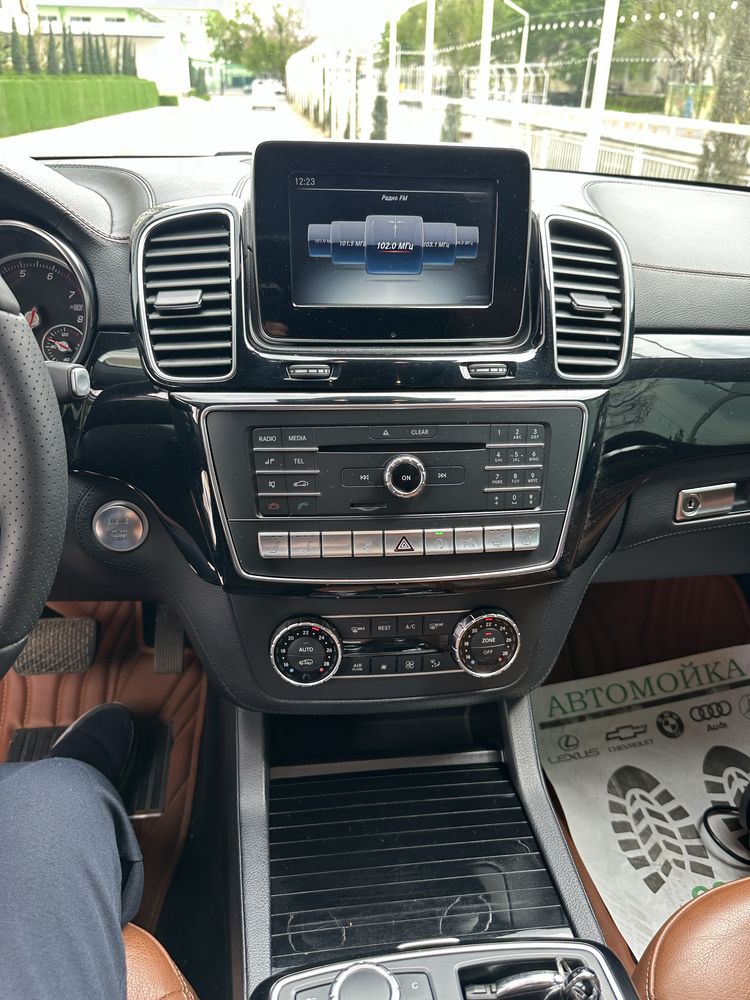 Mercedes Benz GLE