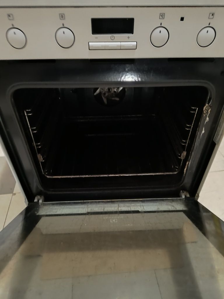Готварска печка  ELECTROLUX EKC-6450AOW