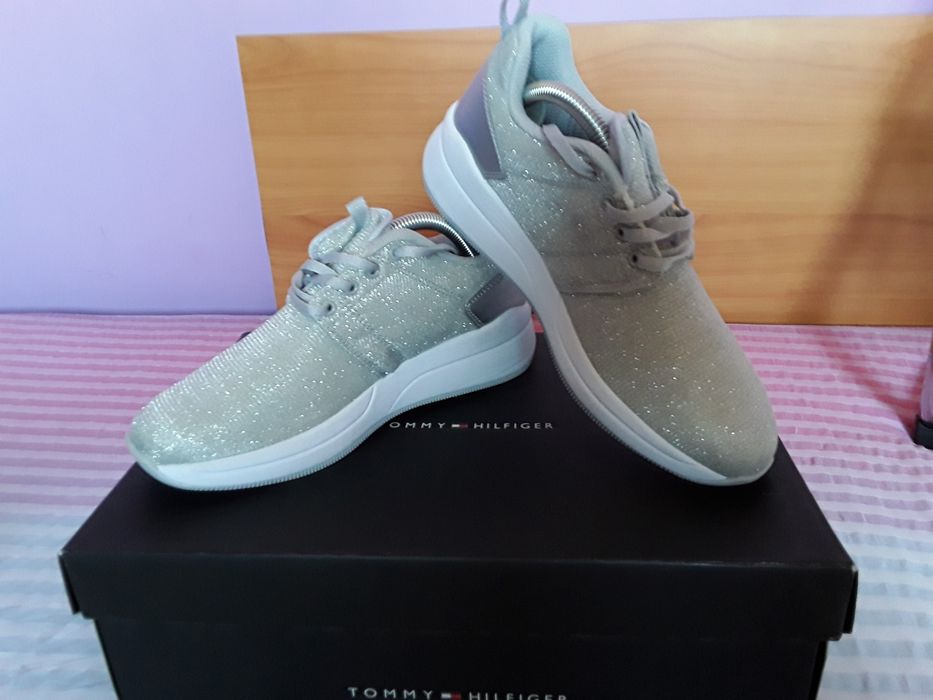 Vând Adidași Damă Loto Mărimea 38 Italia