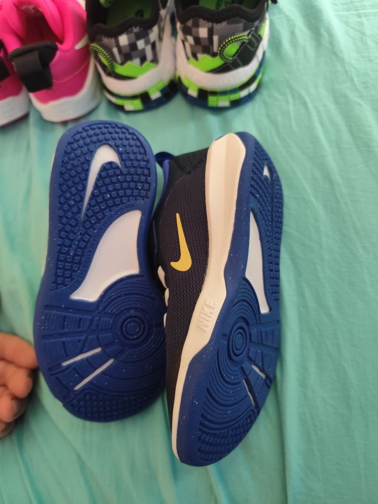 Детски маратонки NIKE