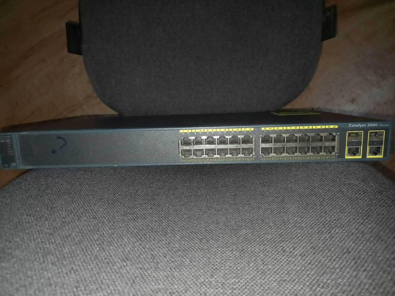 Продам CISCO CATALYST WS-C2960(G)-8, 24 TC, TT-L