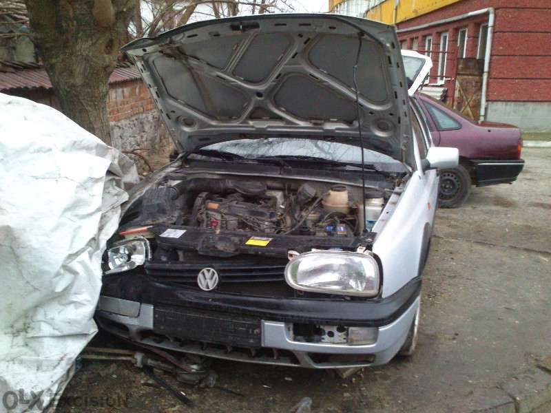 Два Vw Golf(Фолксваген Голф) 3 1.8i и 1.9 SDI на части