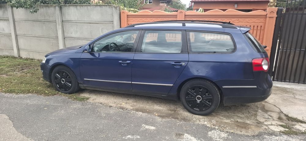 Vand sau schimb passat b6 4x4 2.0d
