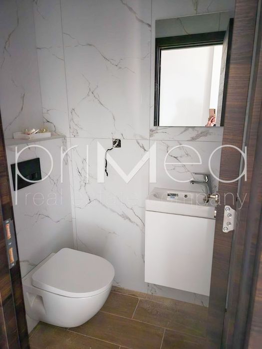 Продава се Тристаен апартамент в Бургас, Славейков - 115 кв.м за 1553 €/кв.м - Снимка #8