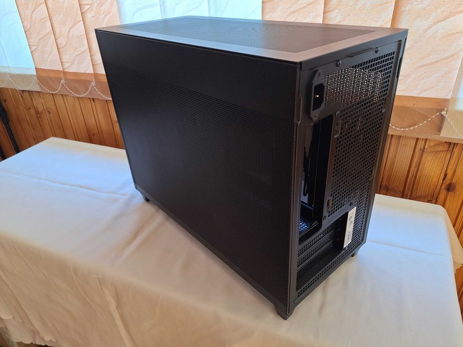 Cracasa PC ASUS Prime AP201 Black