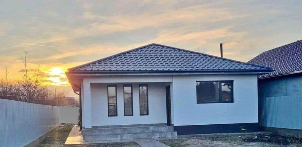 Vând și realizez case pe structura metalica cabane din lemn