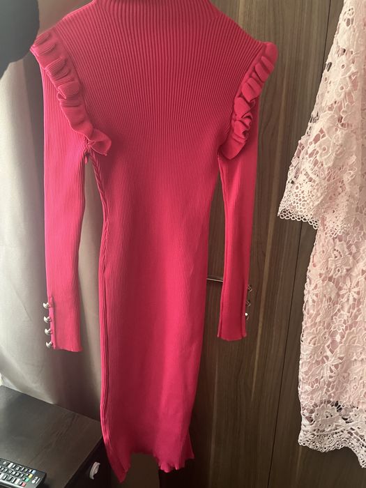 Официални рокли! Почти нови!