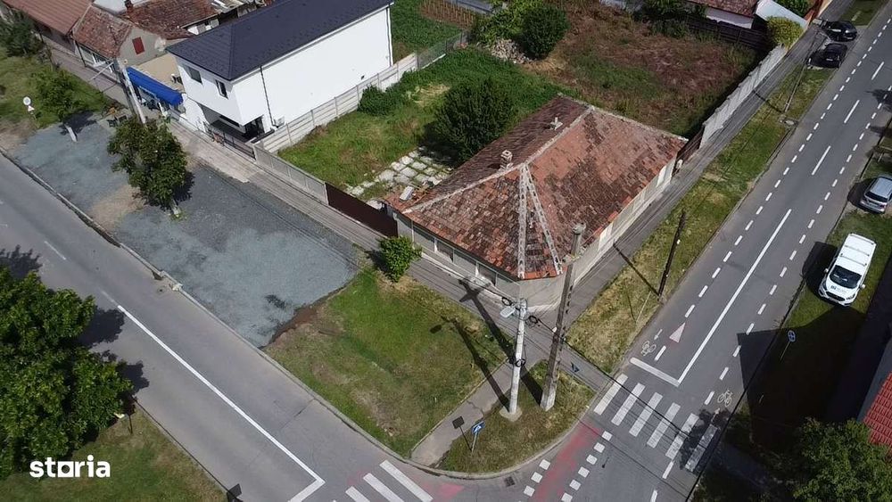 Teren de vânzare Comercial Bujac pe colț ( cu potențial )