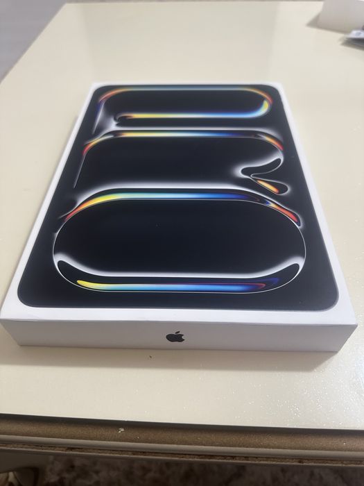 iPad Pro 11-inch (M4) Wi-Fi + Cellular