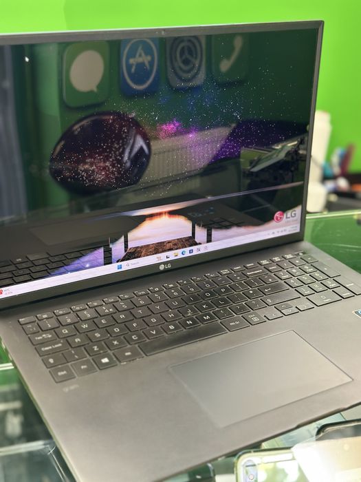 Laptop LG Gram SuperSlim 1TB