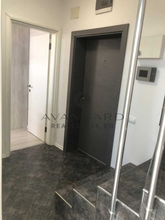 Продава се Тристаен апартамент в Пловдив, Кючук Париж - 110 кв.м за 1632 €/кв.м - Снимка #5