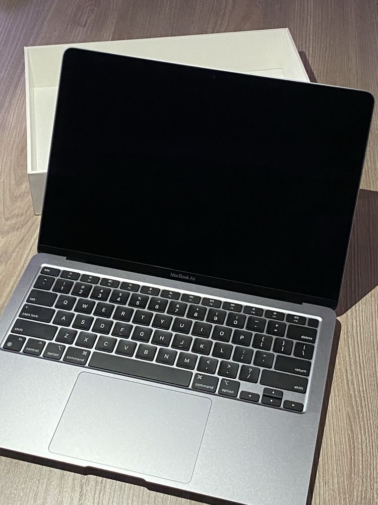 MacBook Air 13 2020 M1