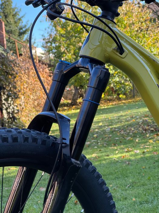 Vand Scott Ransom 26”, ful suspension
Bonus: cască O’Neill inclusă .