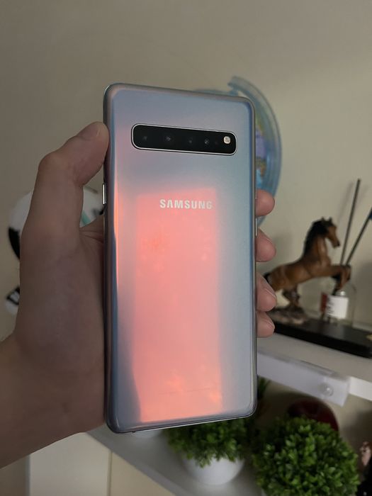 Samsung S10 5G 256GB ОЗУ 16 / 8