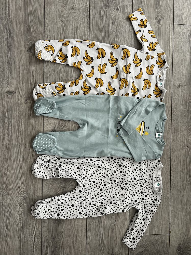 Set pijamale noi 80