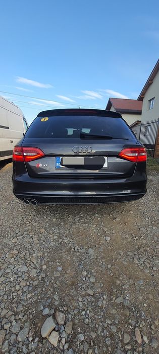 Audi A4 B8.5 sline Avant