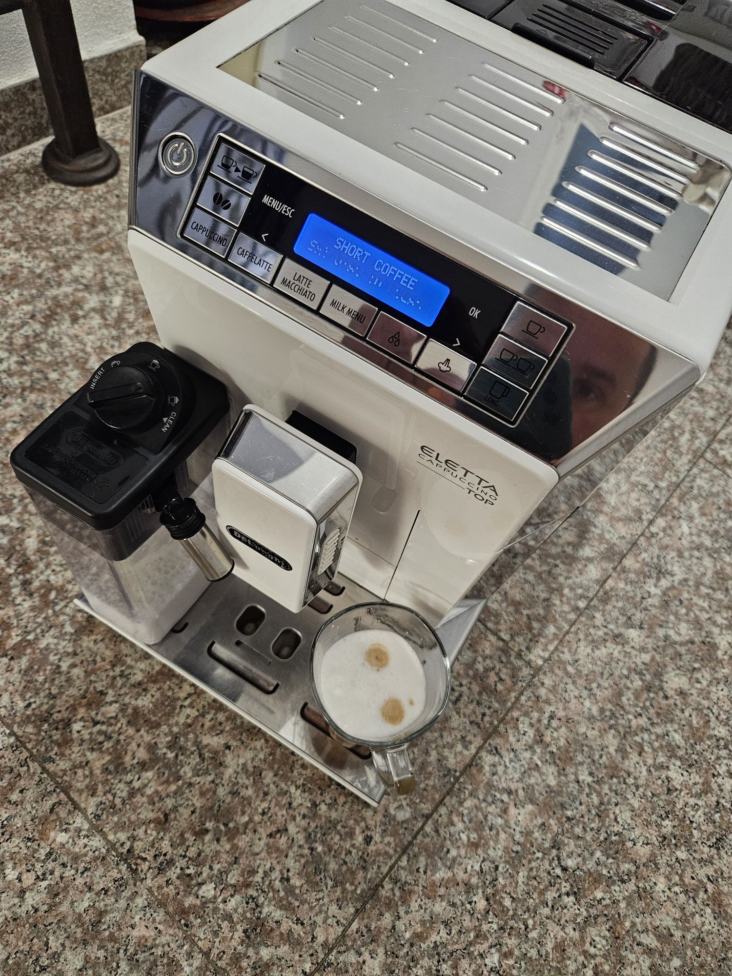 Delonghi Eletta top