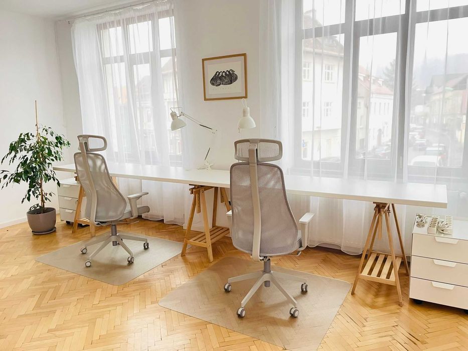 Închiriez apartament central Brașov 109 mp Sanitas pretabil birouri