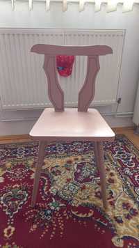 Vand scaun solid cu spatar din lemn masiv model retro