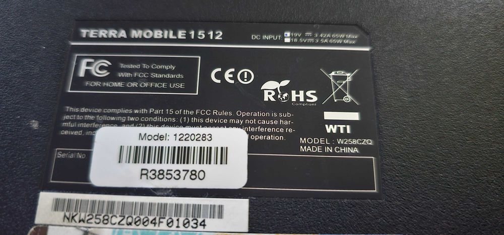 laptop TERRA MOBILE 1512 Intel® Celeron® 1037U