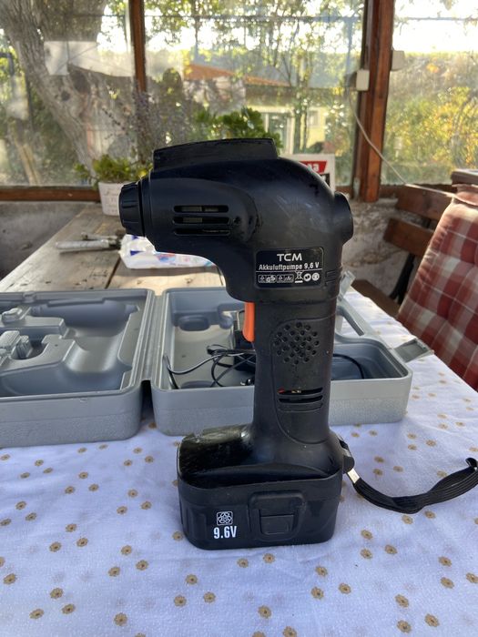 Помпа за кола топки и др.