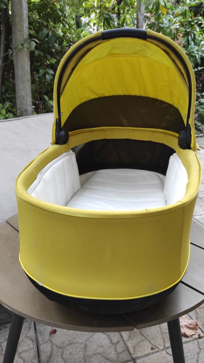 Cybex e priam комплект с два коша цвят mustard yellow