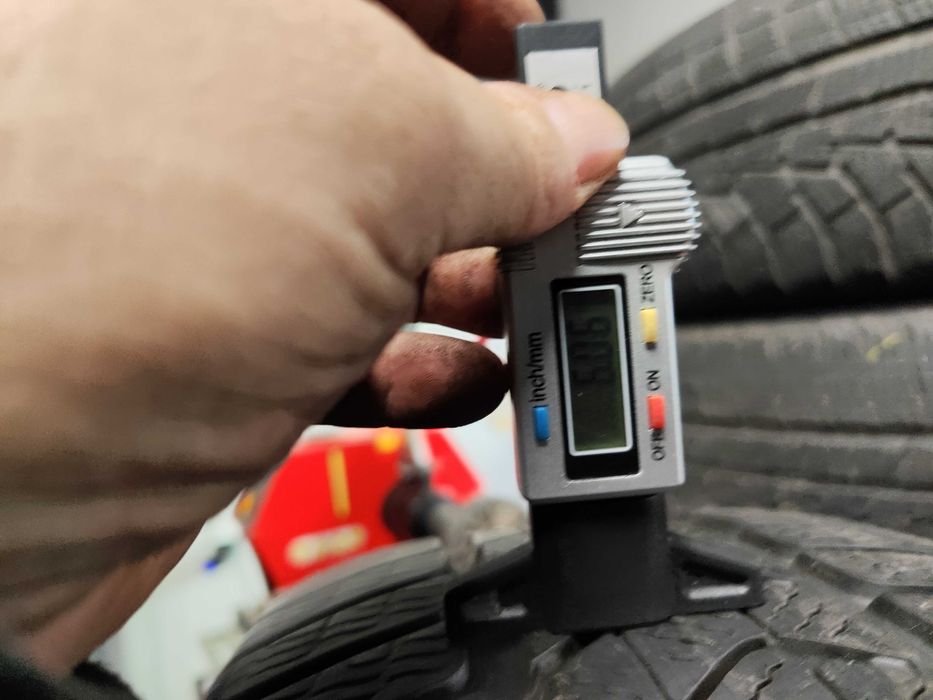 4бр. зимни гуми 225/50/18 Pirelli