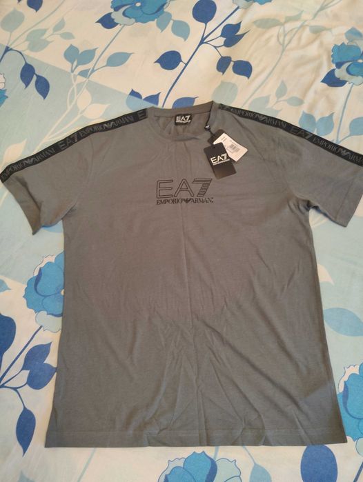 Tricou Emporio Armani EA7 masura M